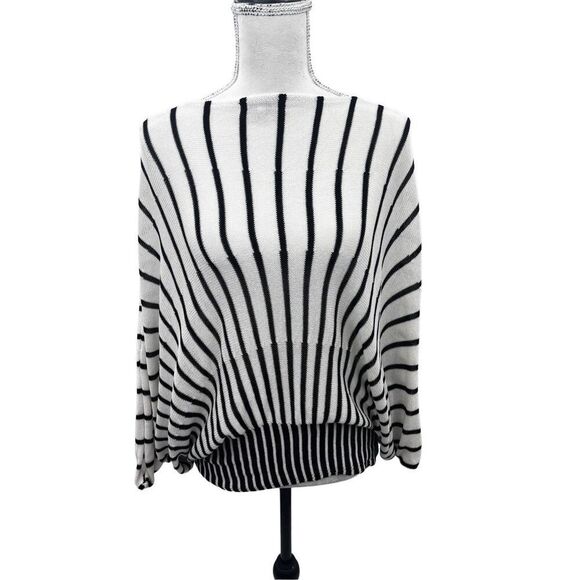 See and be seen short sleeve knit light weight sweater size medium - Picture 1 of 7